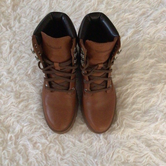 Womens Timberland Carnaby Cool Mid Lace Boots - Picture 1 of 8